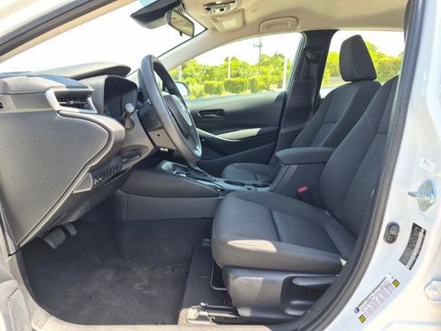 Used 2024 Toyota Corolla LE FWD image 15