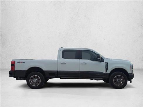 Used 2025 Ford F250 King Ranch AWD/4WD image 4