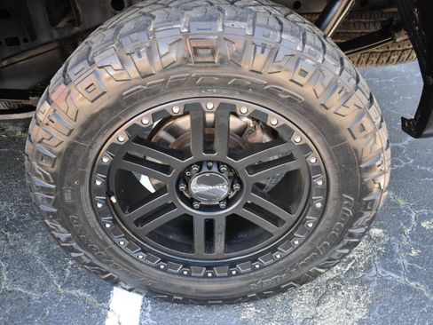 Used 2018 Ford F150 King Ranch w/ Equipment Group 601A Luxury image 34