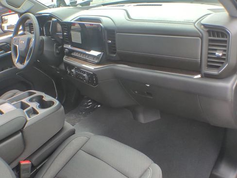 Used 2023 Chevrolet Silverado 1500 LT AWD/4WD image 29
