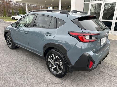 Used 2024 Subaru Crosstrek 2.0i Premium image 3