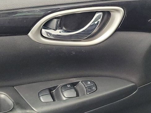 Used 2019 Nissan Sentra SV FWD image 27