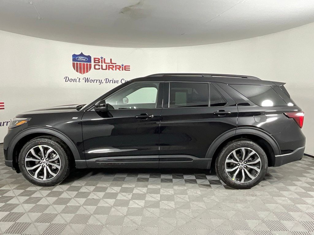 New 2026 Ford Explorer ST-Line w/ Premium Package RWD image 6
