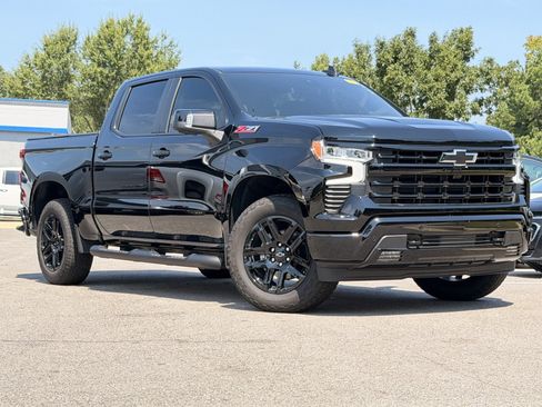 Used 2026 Chevrolet Silverado 1500 RST AWD/4WD image 2