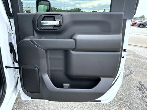New 2026 Chevrolet Silverado 2500 Custom w/ Custom Convenience Package AWD/4WD image 18