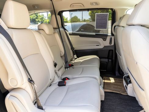 Used 2025 Honda Odyssey EX-L image 31