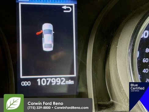 Used 2020 Toyota Camry SE image 15