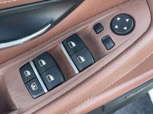 Used 2013 BMW 528i xDrive Sedan AWD/4WD image 15