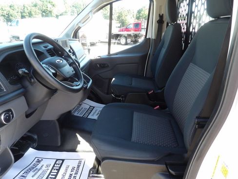 Used 2025 Ford Transit 250 Low Roof w/ Exterior Upgrade Package RWD image 17