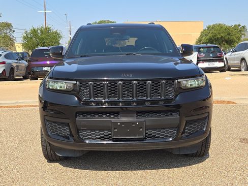 Used 2022 Jeep Grand Cherokee L Laredo AWD/4WD image 10