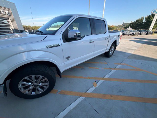 Used 2015 Ford F150 King Ranch w/ Equipment Group 601A Luxury AWD/4WD image 4