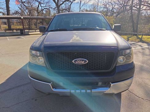 Used 2004 Ford F150 XLT image 9