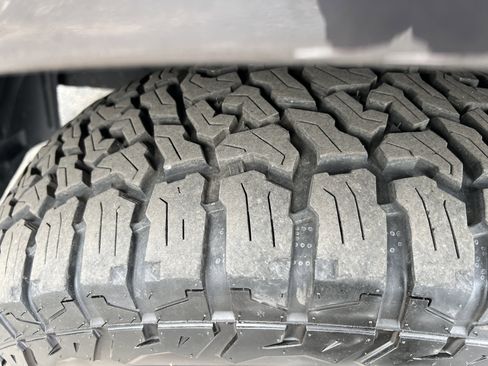 Used 2018 RAM 1500 Express image 10