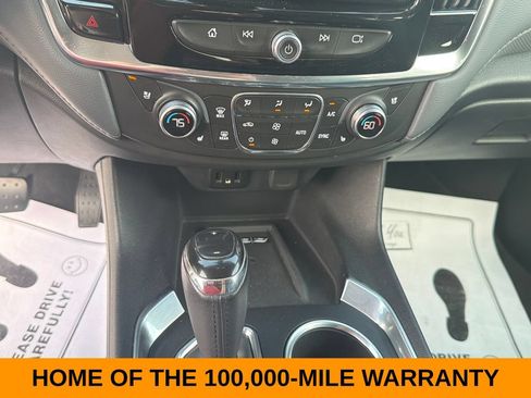Used 2019 Chevrolet Traverse Premier AWD/4WD image 18