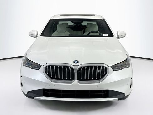 Used 2026 BMW i5 eDrive40 RWD image 2