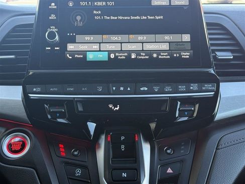 Used 2025 Honda Odyssey Sport-L image 35