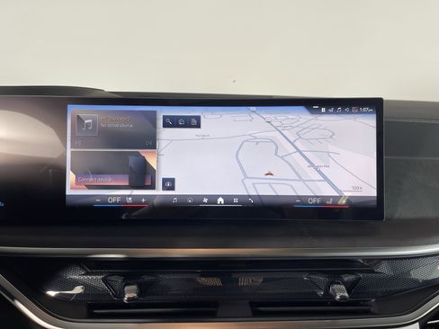 New 2026 BMW X6 xDrive40i w/ Climate Comfort Package image 13