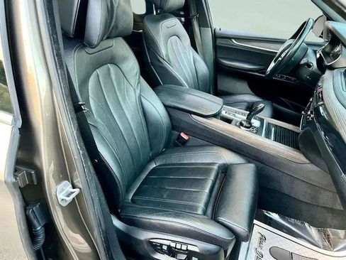 Used 2017 BMW X5 xDrive50i w/ Executive Package image 31