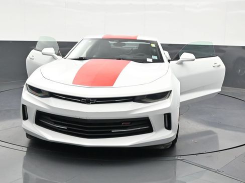 Used 2016 Chevrolet Camaro LT RWD image 36