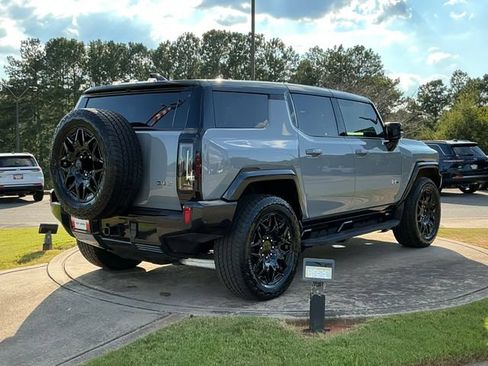 Used 2024 GMC Hummer EV 2X w/ LPO, Illumination Package AWD/4WD image 7