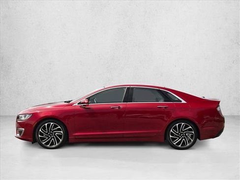 Used 2020 Lincoln MKZ w/ Convenience Package image 9