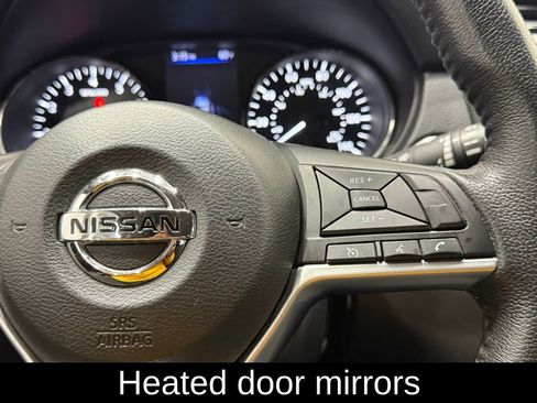 Used 2019 Nissan Rogue SV image 10