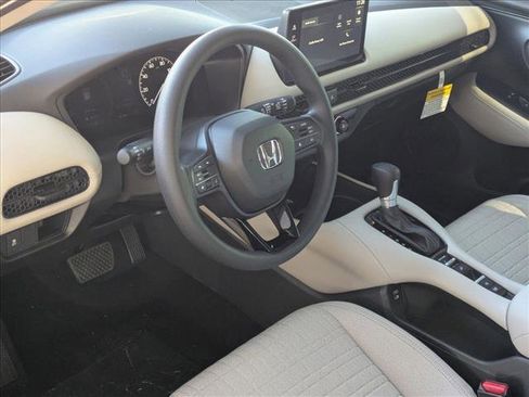 New 2026 Honda HR-V LX image 3