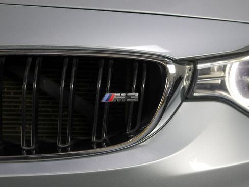 Used 2015 BMW M3 RWD image 11