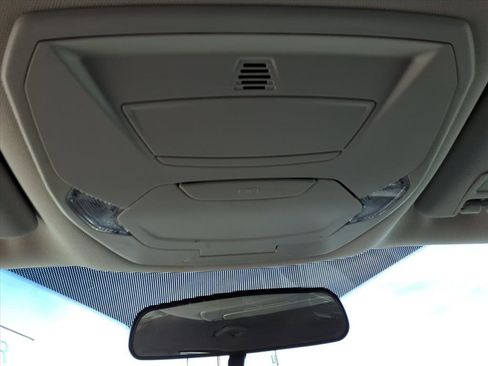 Used 2018 Ford Escape SE w/ SE Sync 3 Package image 17