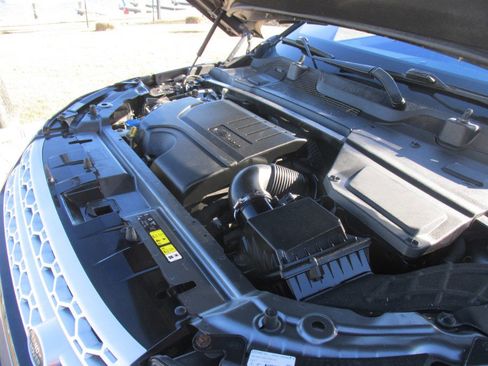 Used 2018 Land Rover Discovery Sport HSE image 43