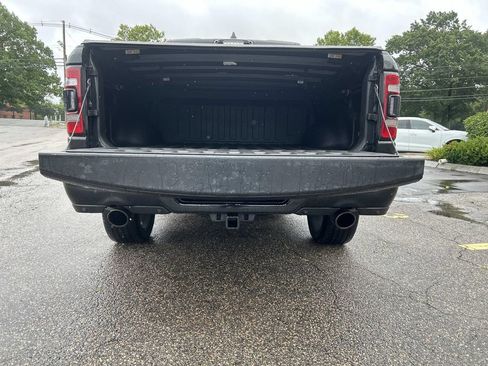 Used 2022 RAM 1500 Limited AWD/4WD image 11