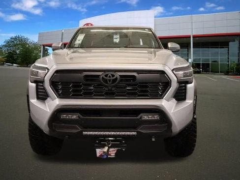 New 2025 Toyota Tacoma TRD Off-Road AWD/4WD image 2