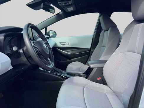 Certified 2024 Toyota Corolla SE image 18