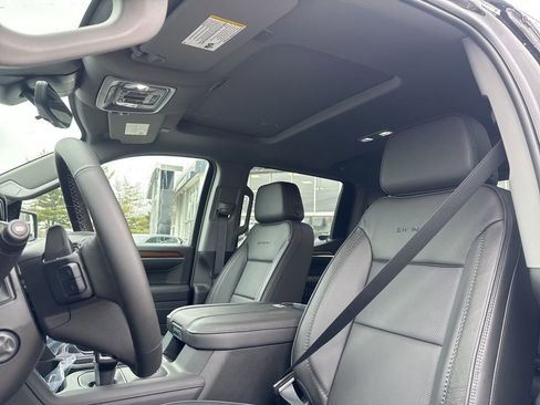 New 2026 GMC Sierra 1500 Denali w/ Denali Reserve Package AWD/4WD image 16