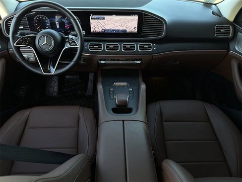Used 2025 Mercedes-Benz GLE 350 4matic image 10