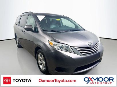Used 2015 Toyota Sienna LE