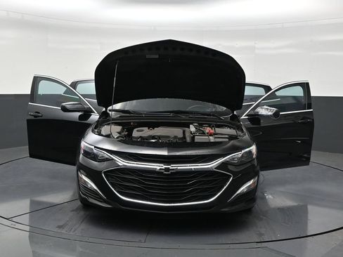 Used 2024 Chevrolet Malibu RS FWD image 33