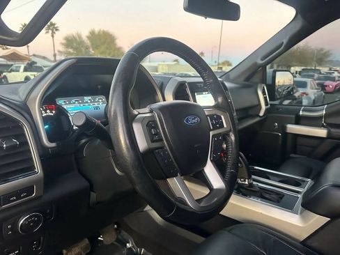 Used 2019 Ford F150 Lariat w/ Equipment Group 502A Luxury AWD/4WD image 18