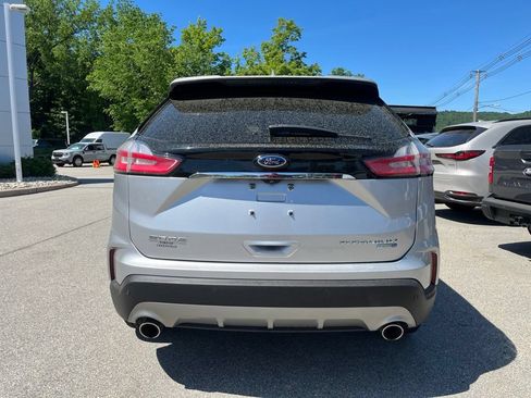Used 2019 Ford Edge Titanium AWD/4WD image 4