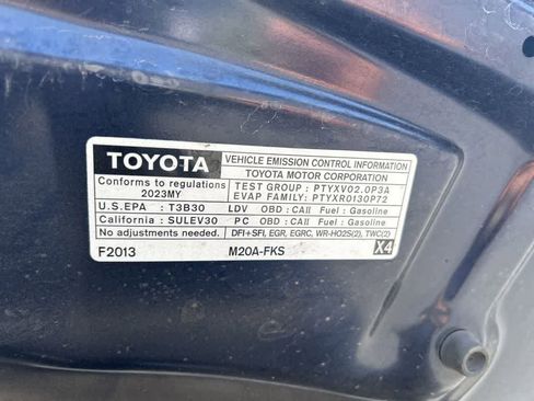 Used 2023 Toyota Corolla LE FWD image 8