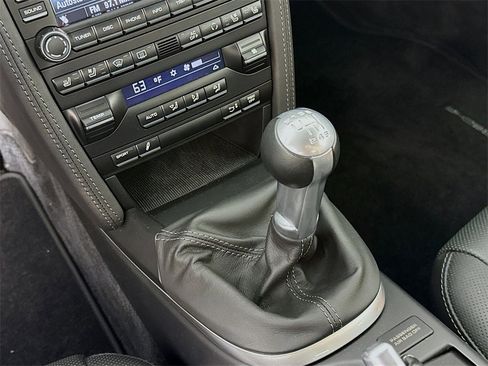 Used 2009 Porsche 911 Turbo image 18