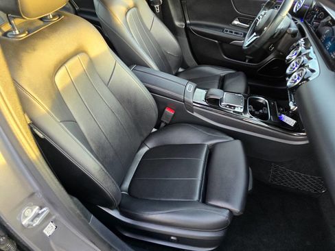 Used 2019 Mercedes-Benz A 220 4MATIC image 28