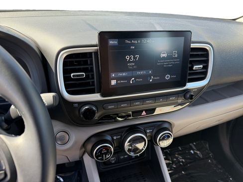Certified 2026 Hyundai Venue SEL FWD image 12