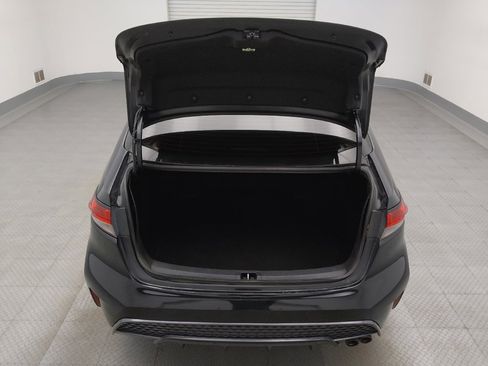 Used 2022 Toyota Corolla SE FWD image 29