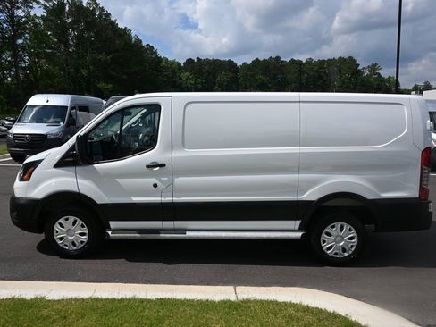 Used 2025 Ford Transit 250 Low Roof w/ Exterior Upgrade Package RWD image 3