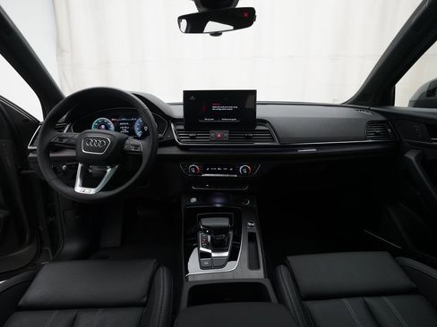 Used 2024 Audi Q5 e Prestige image 5