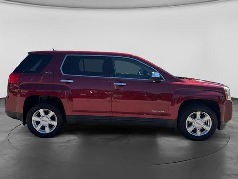 Used 2012 GMC Terrain SLE w/ LPO, Chrome Package FWD image 11