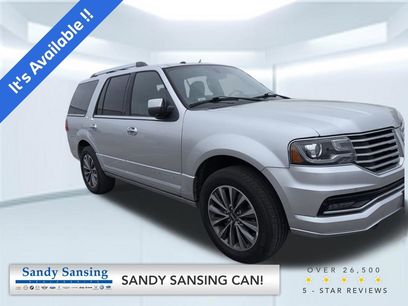 Used 2017 Lincoln Navigator Select