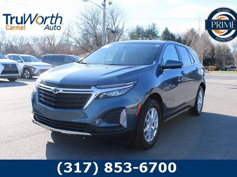 Used 2024 Chevrolet Equinox LT w/ LPO, Floor Liner Package image 1