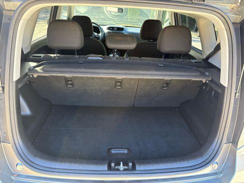 Used 2018 Kia Soul + image 5